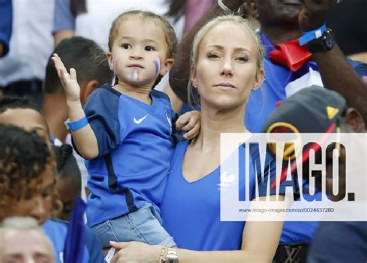 Sandra Evra Age, Birthday, Wikipedia, Who, Nationality, Biography