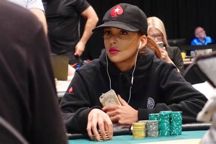 Sara Chafak Net Worth