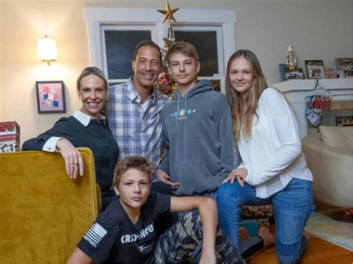 Sasha Goldberg Net Worth