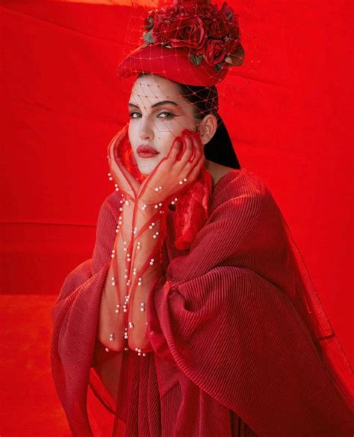 Scarlett Devine Net Worth