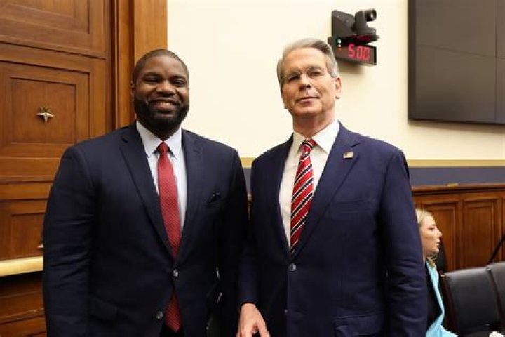 Scott Porter Height: How tall is Scott Porter?