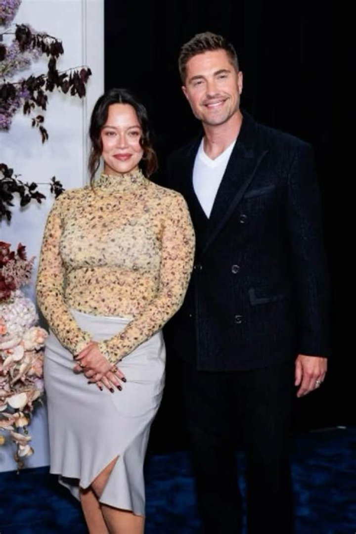 Sean Neil Height, Weight, Net Worth, Age, Birthday, Wikipedia, Who, Nationality, Biography