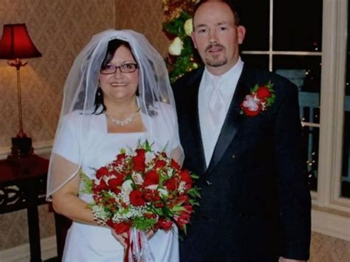 See No Evil on ID: How did Rhonda Oakley die?