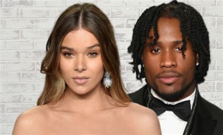 Shameik Moore Girlfriend – Is He Dating Hailee Steinfeld ?