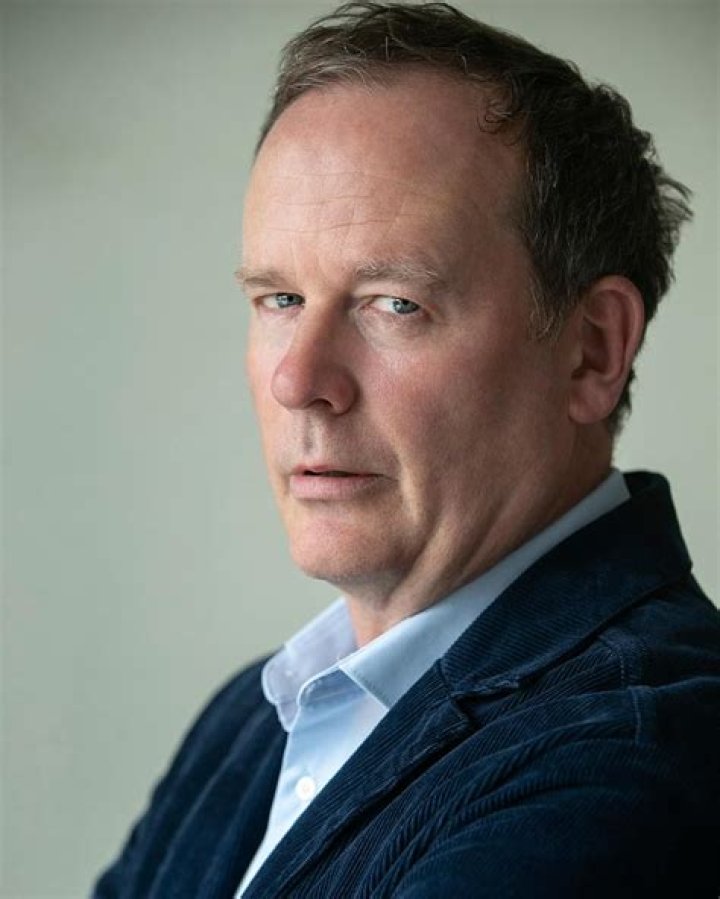 Simon Ludders Net Worth