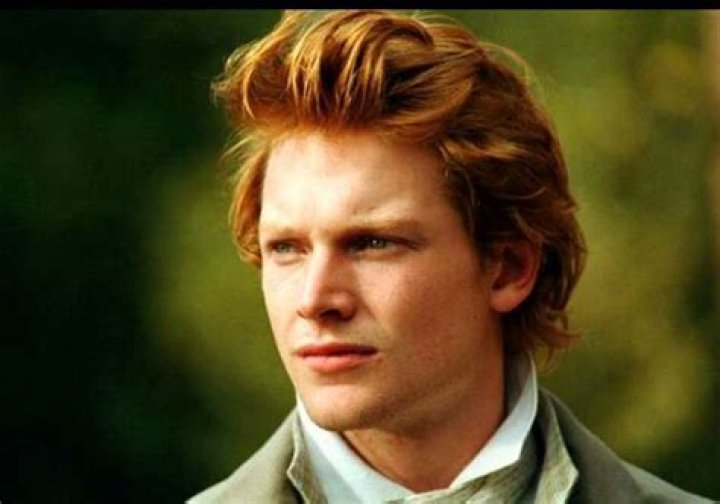 Simon Woods Net Worth