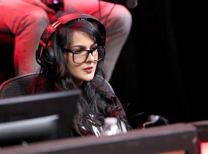 SSSniperWolf Net Worth