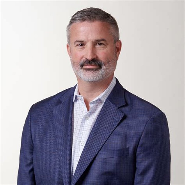 Steve Mahoney Net Worth