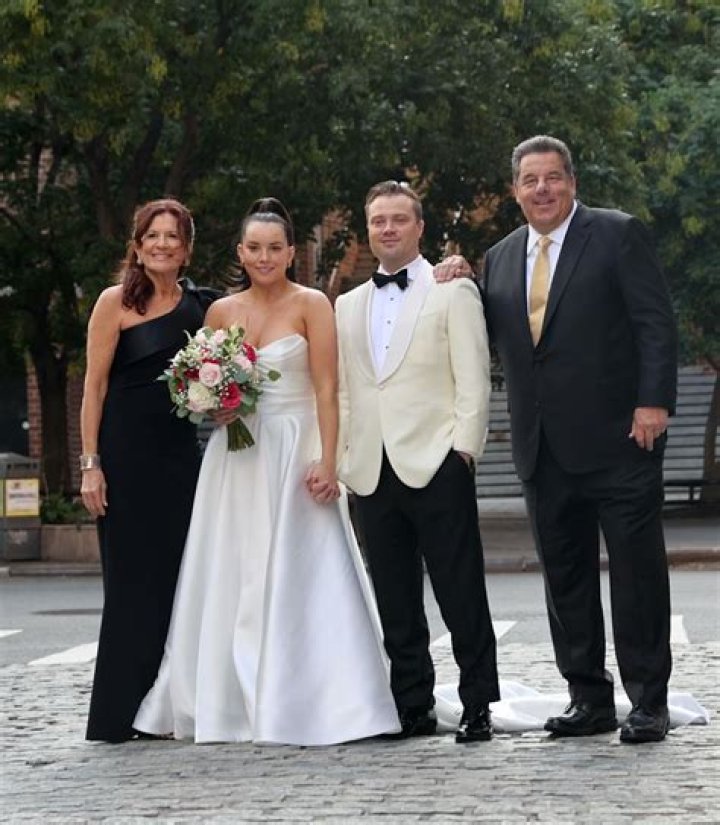 
Steve Schirripa Wife Laura Schirripa And Family Life Alongside Two Beautiful Daughters 