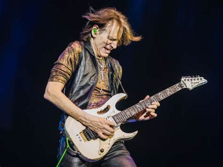 Steve Vai