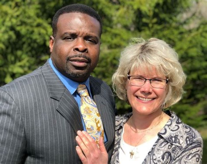 
The Untold Truth On Dior Johnson Parents: Dad & Mom Melvina Parker 