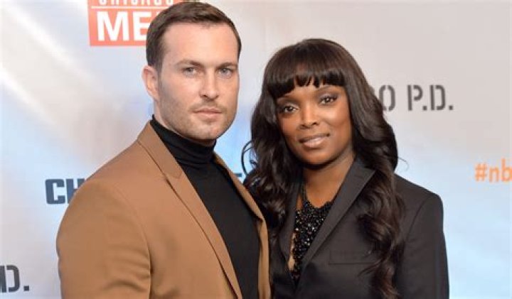 Torrey Devitto Husband & Boyfriend After Divorce | Net worth, Height, Age & Parents