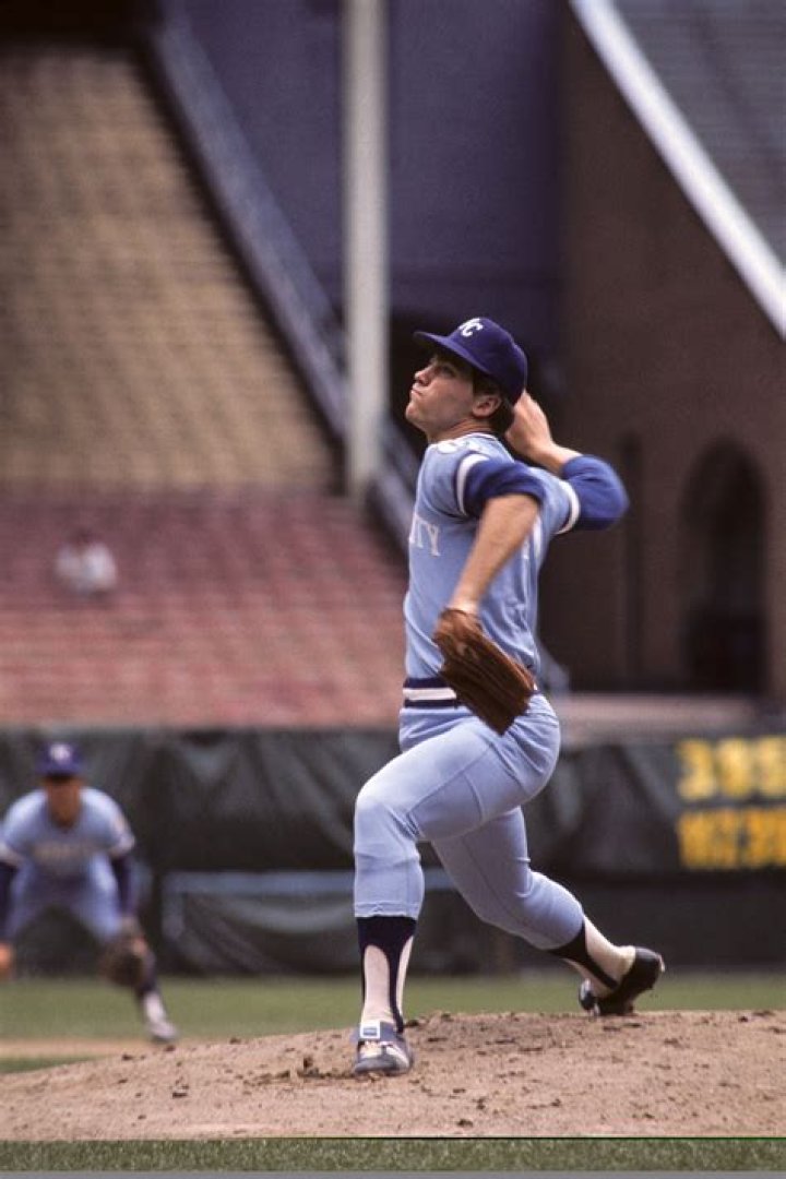 Veteran baseball pitcher, Mark Littell, dies at 69