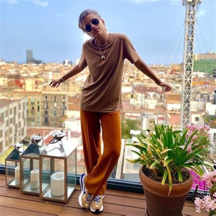 Victoria Brito Height, Weight, Net Worth, Age, Birthday, Wikipedia, Who, Nationality, Biography