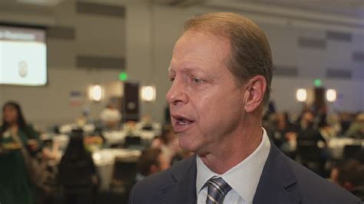 
What Happened To Lawyer Greg Brodsky From Winnipeg? Cause of Death And Obituary 