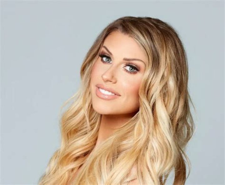 
What Happened To Mrs Hinch Son Ronnie? Health Update And Family 