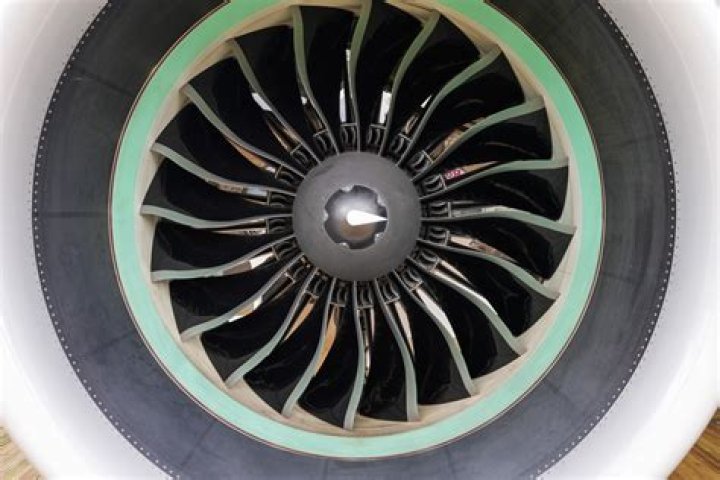 Whitney Port Height, Weight, Measurements, Bra Size, Shoe Size