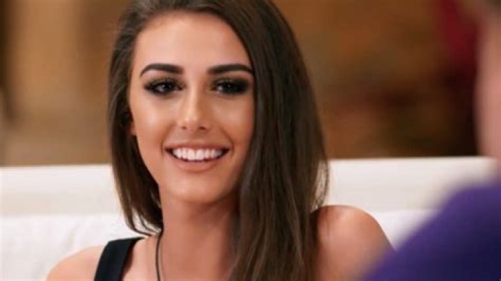 
Who Is Chloe Veitch Dating? Too Hot To Handle Star’s Love Interest 