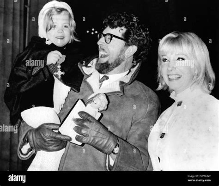 Who Is Craig Nicholls, Bindi Harris Husband? Wikipedia And Age