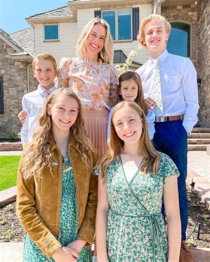 Who Is Dana Delany Sister Corey Delany? Her Siblings and Family