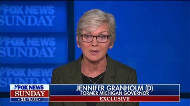 Who is Jennifer Granholm? See Net-worth, Quote, Awards, Fact, Wiki