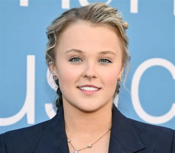 Who is JoJo Simmons? See Net-worth, Quote, Awards, Fact, Wiki