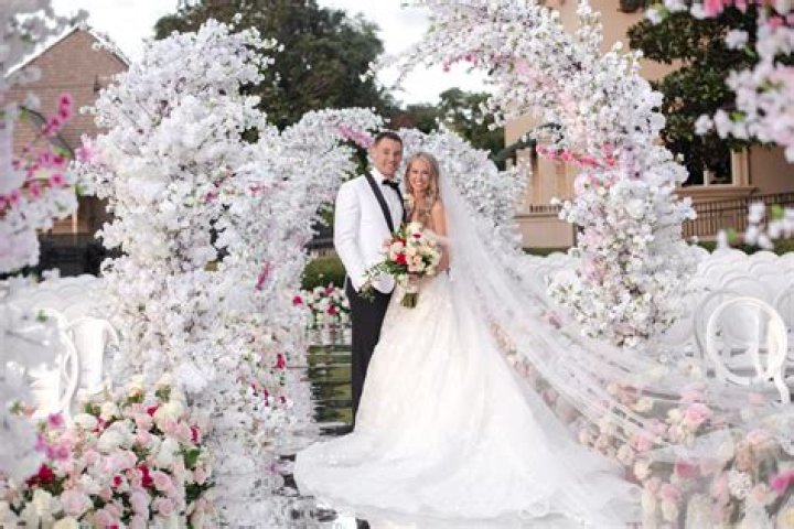 Who Is Liam Hendriks’s Wife Kristi Hendriks? Details To Know About