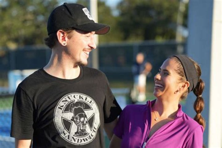 Who Is Tara Hawkins? Everything About Barry Hawkins Wife