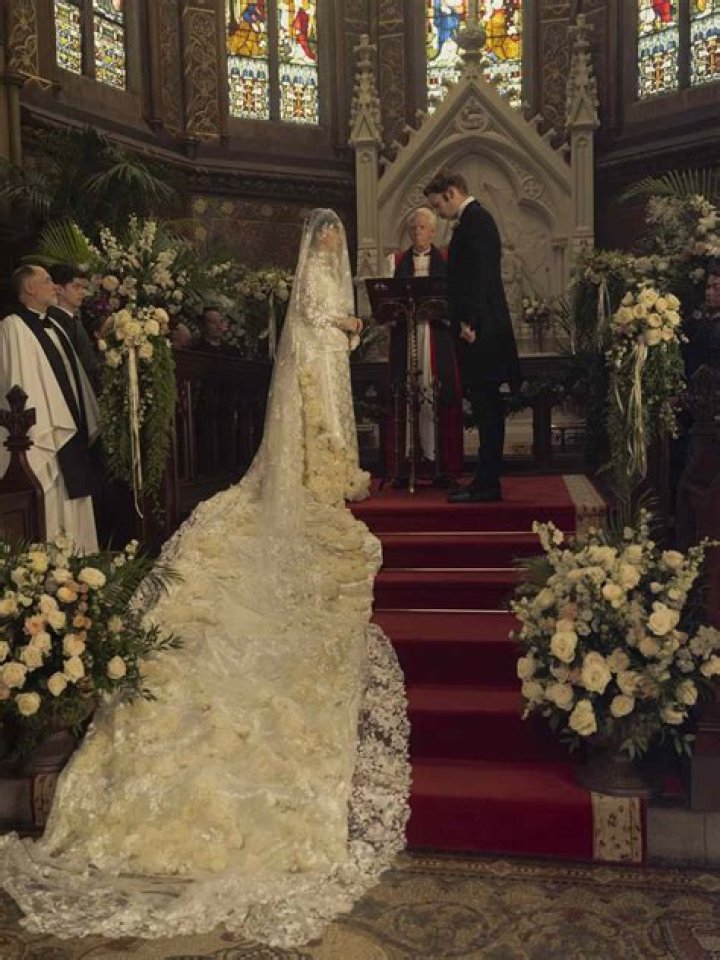 Xisca Perelló Engagement Ring, Wedding, Instagram, Age, Wedding Dress