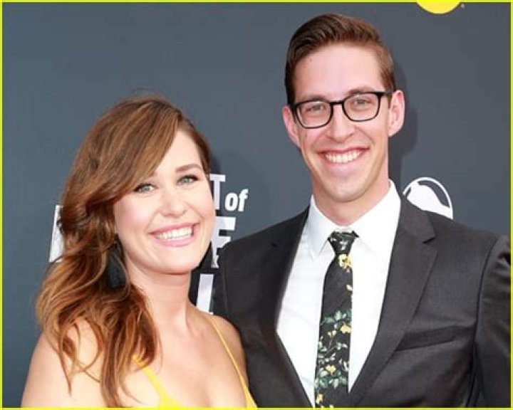 Zach Kornfeld Net Worth, Earnings, Married, Wife, Facts, Wiki-Bio