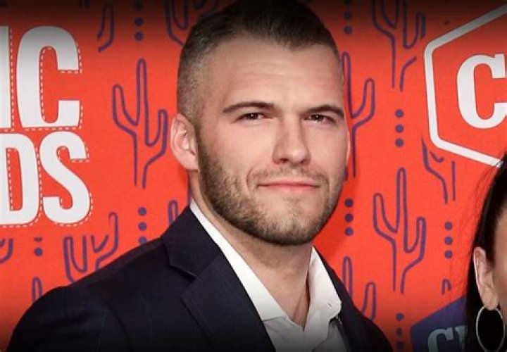 Zack Carpinello Height, Weight, Net Worth, Age, Birthday, Wikipedia, Who, Nationality, Biography