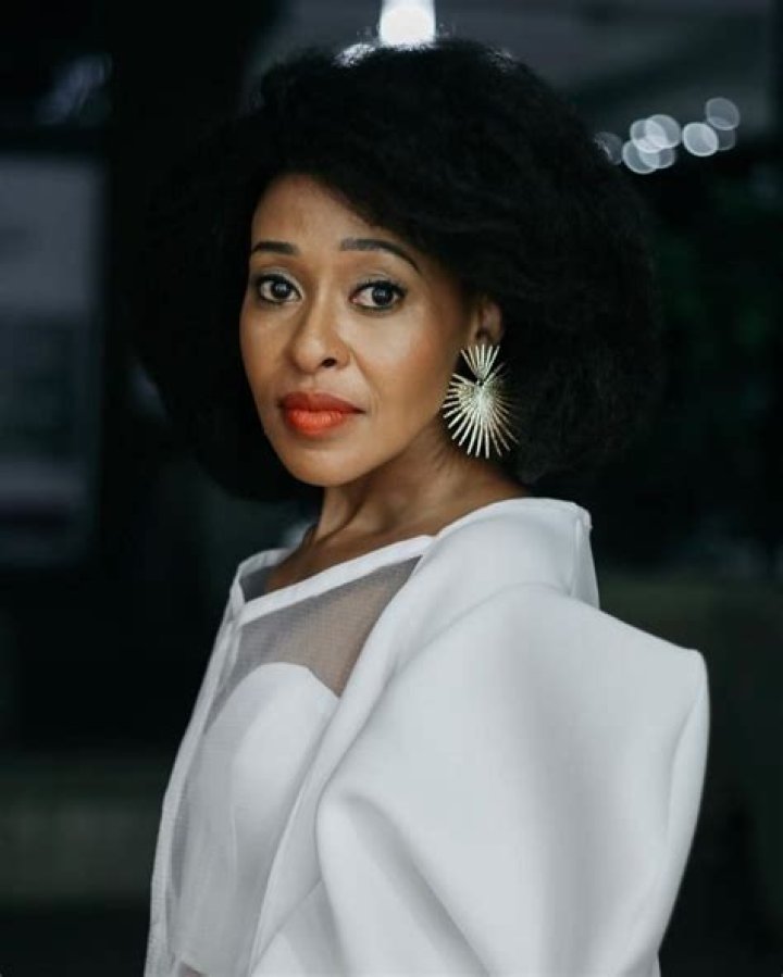 Zandile Msutwana Height, Weight, Net Worth, Age, Birthday, Wikipedia, Who, Nationality, Biography